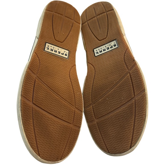 Sperry Blue Boat Shoes with Moccasin Stitching and Rubber Sole - Picture 9 of 10